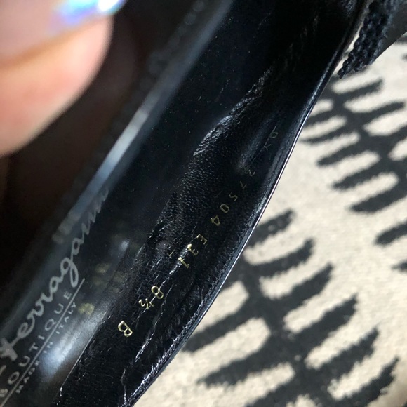 Salvatore Ferragamo leather heels - Picture 4 of 6